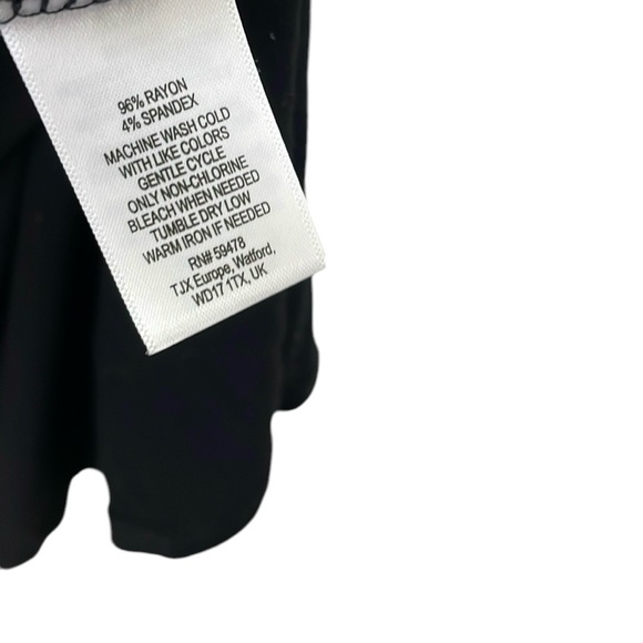 Kenar Faux Wrap Fit and Flare Dress Size S - Picture 5 of 5